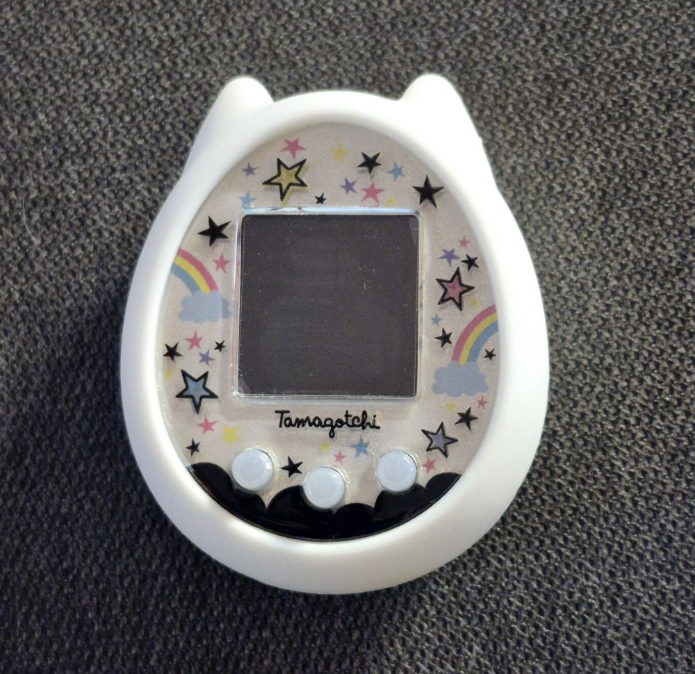 Tamagotchi ON (Amazon Exclusive)